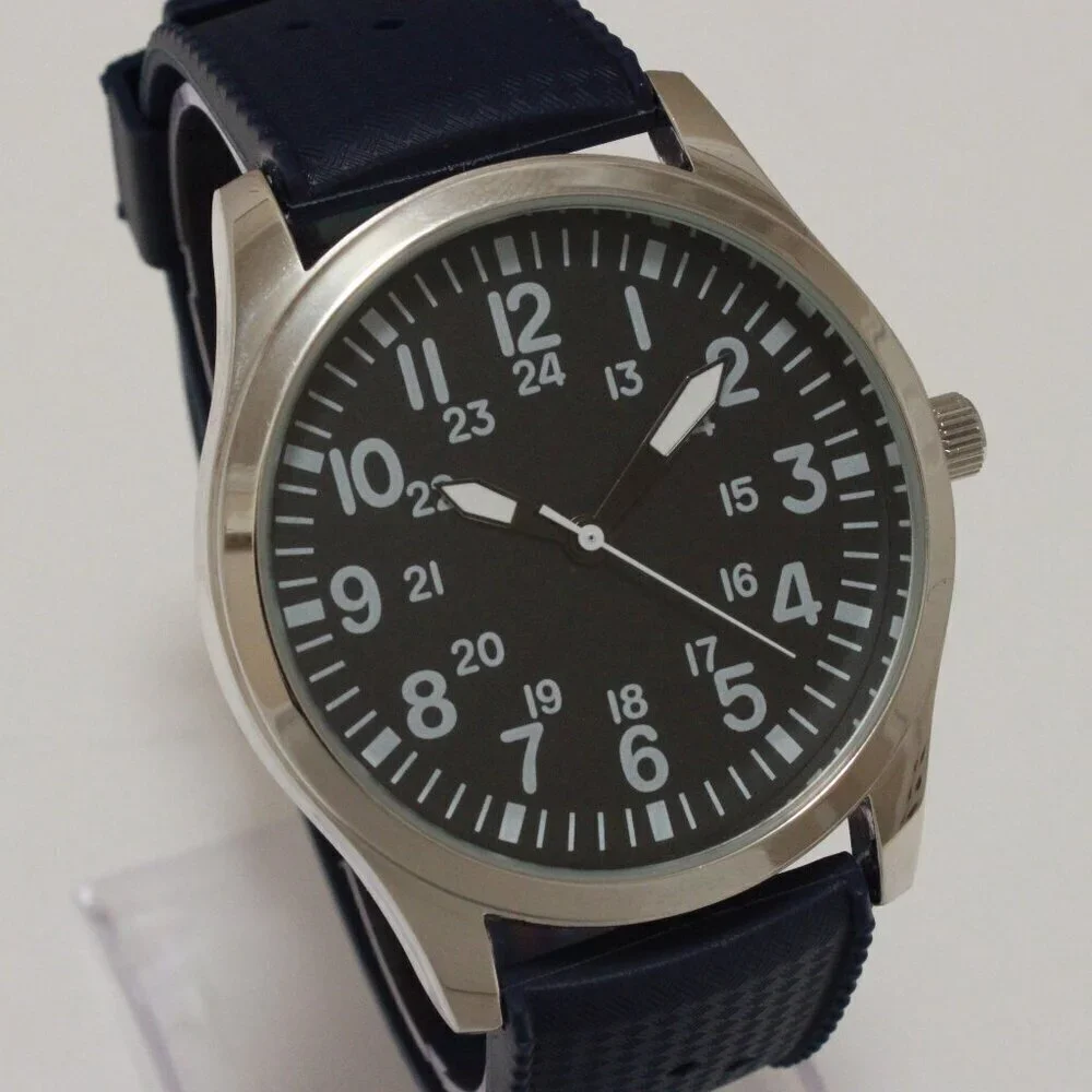 Men's Quartz Field Watch Silver Tone Case Blue Tropical Rubber Strap 42mm